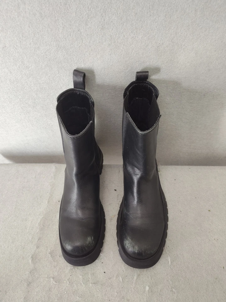 Zara Boots Womens 7.5 Black Pull On Chelsea Lug Sole Leather Comfort Ankle Shoes - Image 3 of 4