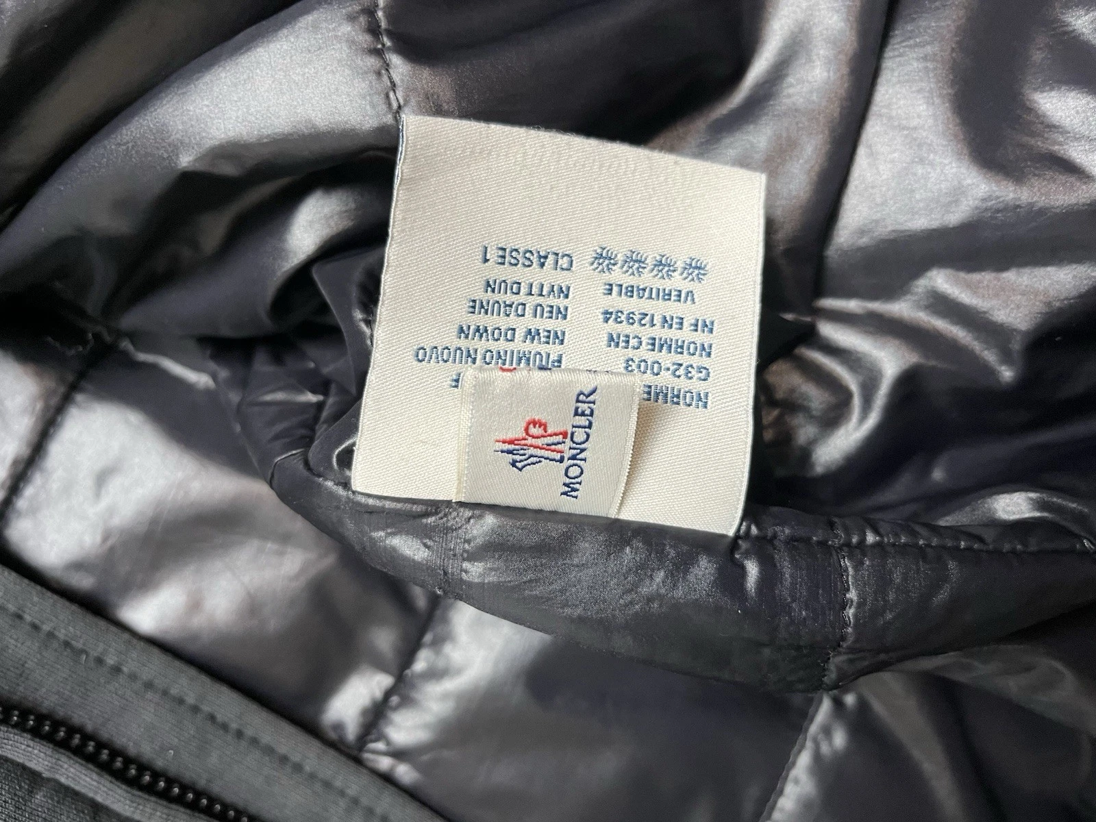 Moncler Antoine Down Jacket - product detail image 13