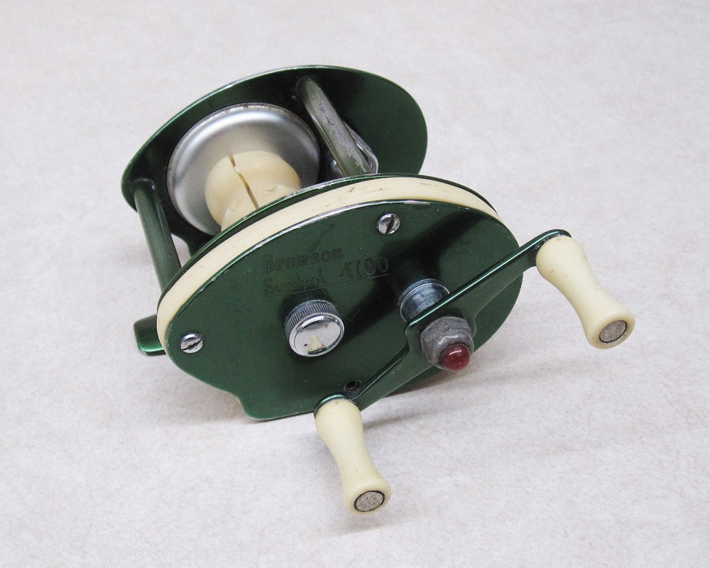 フ*ル様 Bronson Symbol 4700 ブロンソン Vintage Bronson Symbol 4700 Baitcast Reel | eBay