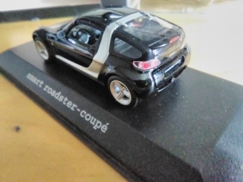 SMART Roadster 1/43 'smartware' dealer box model fine, box worn, minichamps - Picture 9 of 12