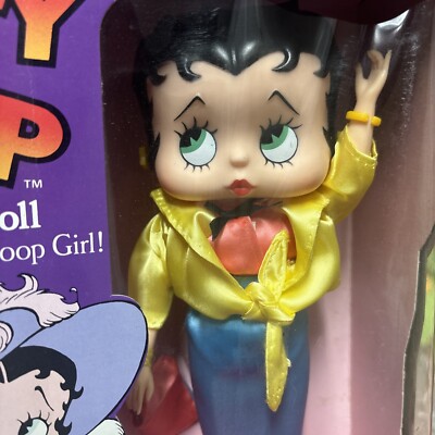 Betty Boop Fashion Doll w/ Stand 12