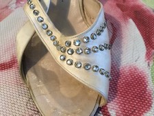 VTG 1950s Ivory Silk  Rhinestone Pumps Sz 6B Bridal Shoes By The Wm Hengerer co