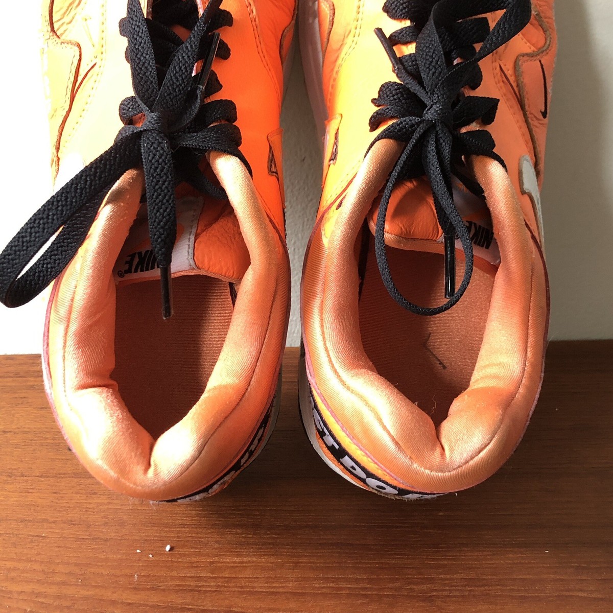 Size 9 - AIR MAX 1 LX WMNS JUST DO IT TOTAL ORANGE/WHITE