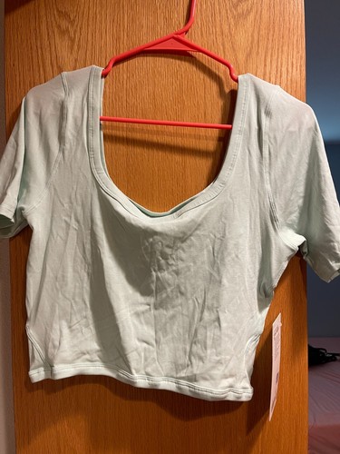 Lululemon geripptes enges T-Shirt Größe 12 neu mit Etikett zart neuwertig delm