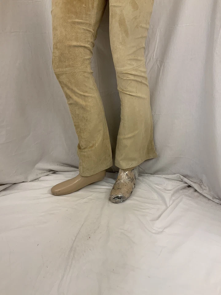 Calça Anonymous John Carlisle 2 marrom bootcut frente plana couro YGI W1-113 - Imagem 4 de 4