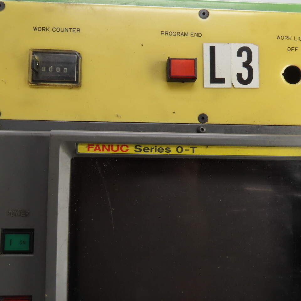 Victor TNS-3H CNC Lathe Operator Control Panel Interface Victor TNS-3H CNC Lathe Operator Control Panel Interface