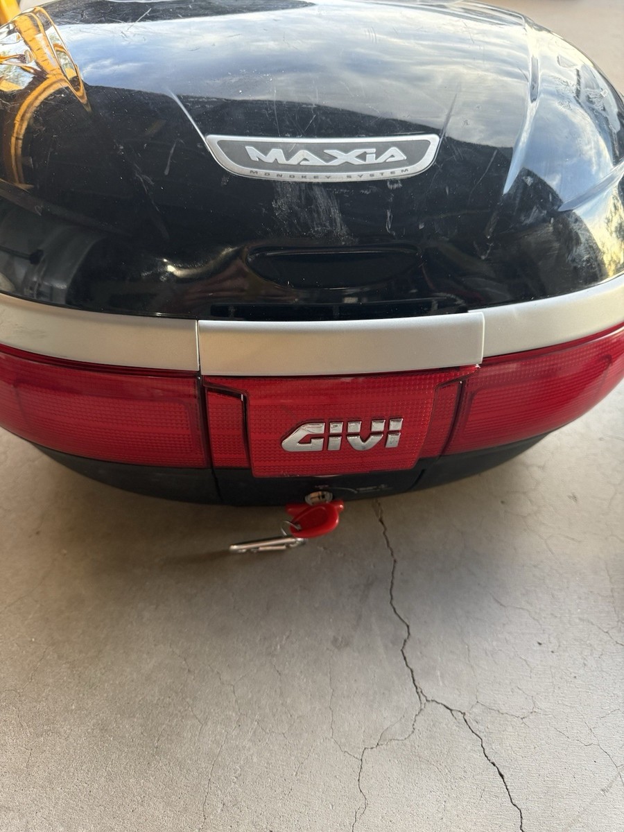 GIVI Maxia Monokey System E52 with Key and Mounting System For