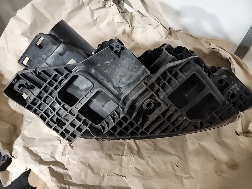 Faro izquierdo volkswagen golf 2012 89319331 Foto 4 de 4