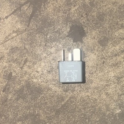 Genuine Mopar Powertrain Control Module Mini Relay (2007-2020) OE 04692139AA