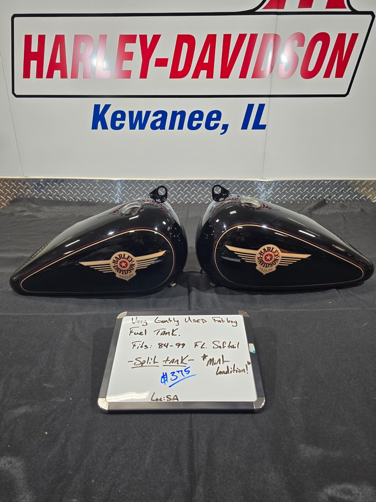 Very Gently Used Harley Davidson Fatboy Fuel Tank for 8499 FL Softails