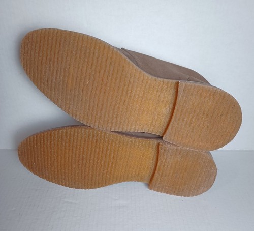 Suede Chukka Ankle Boots in Taupe 