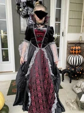 Chasing Fireflies InCharacter Vampiress Of Versailles Girls Sz 12 Large Complete