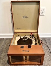 Vintage Symphonic High Fidelity Model 1265 Record Player In Case As Is