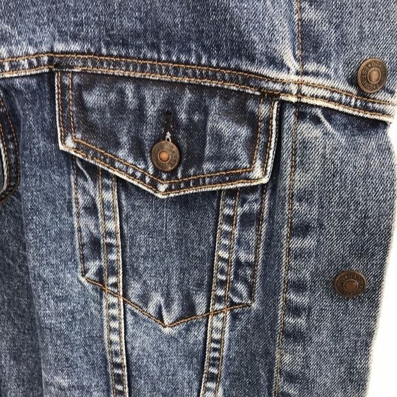 Gap Men's Classic Icon Denim Jacket with Washwell Siz… Gem