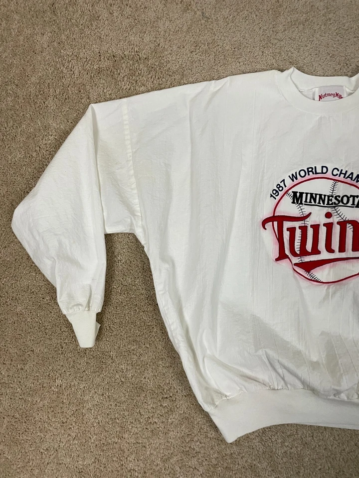 Vintage Nutmeg Mills Pullover Sweatshirt Mens One Size MLB Minnesota Twins White - Image 3 of 4
