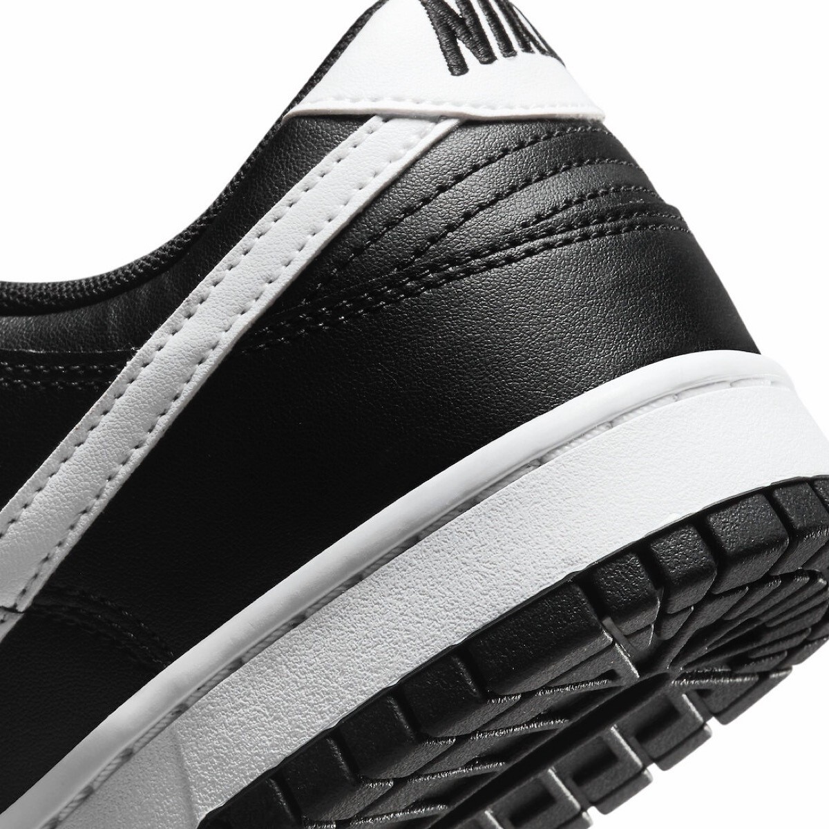 Nike Dunk Low 'Black Panda 2.0' Black/Black-White-White Nike Dunk Low 'Black Panda 2.0' Black/Black-White-White