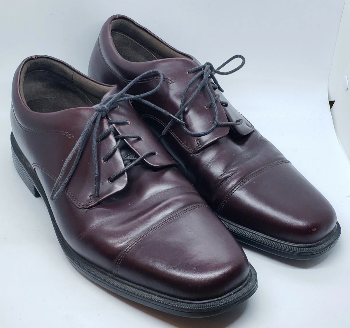 Rockport Men s 10M Leather Waterproof Cap Toe Dress Shoes Ellingwood APM1177N