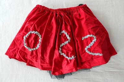 Damen Gr. 36 / 38 Rock Karneval mit Unterrock rot schwarz Glitzer Showtanz Paill