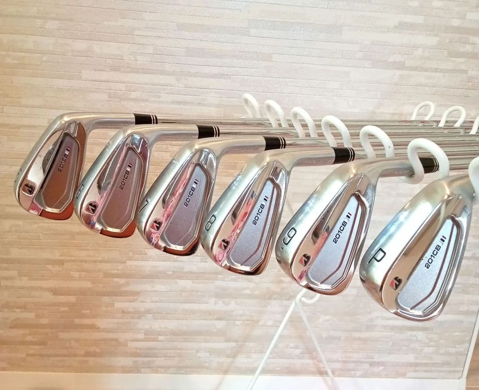 Bridgestone Tour B 201CB Iron set 5-pw / Modus 105 X - Image 4 of 4