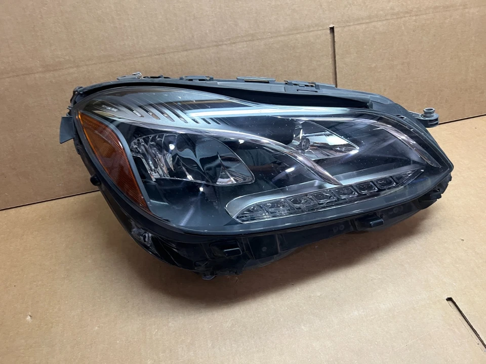 OEM 2014-2016 MERCEDES-BENZ E300 E350 E500 E550 FARO LED NO AFS sedán derecho Foto 2 de 4