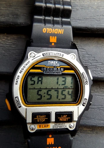 NO RSV  MENS IRONMAN INDIGLO 731 MOD NEW 5 YEAR BATTERY RUBBER STRAP  90's 8 Lap