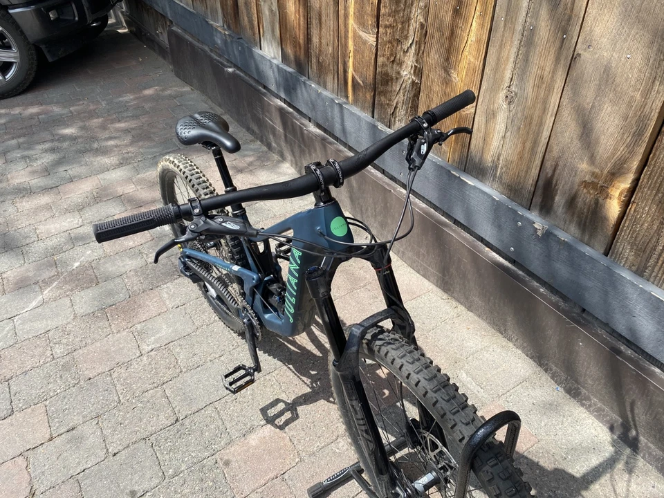 Juliana Furtado Mountain Bike - Image 2 of 4