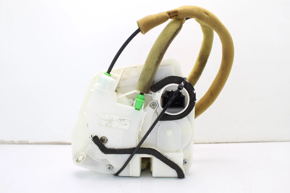 Actuador de cerradura de pestillo de puerta lateral derecha Mazda 3 S Touring 2010-2013 OEM Foto 2 de 4