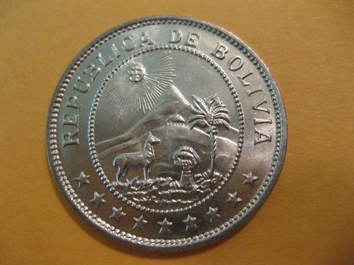 1939 Bolivia 50 Centavos coin  sweet classic coin uncirculated beauty, animal  - Picture 1 of 2