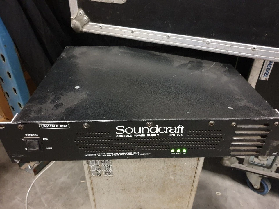 Soundcraft SM12 40 Channel Console In Flightcase with PSU - Image 4 of 4