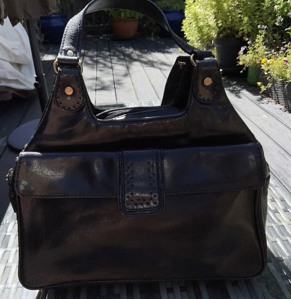 LLOYD BAKER REAL LEATHER SHOULDER BAGTOP HANDLE/GRAB BAG BLACK12X10