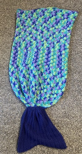 Mermaid Tail Crochet Blanket Toddler Kids Multicolor 20 X 43 - Picture 3 of 5