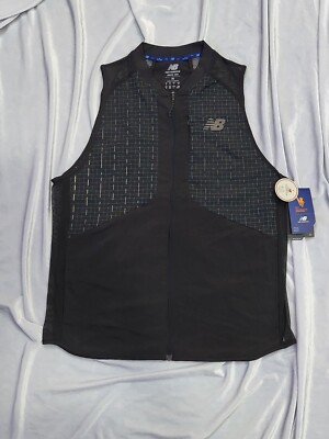 BRAND NEW NEW BALANCE NYCM REFLECTIVE running vest black sz s