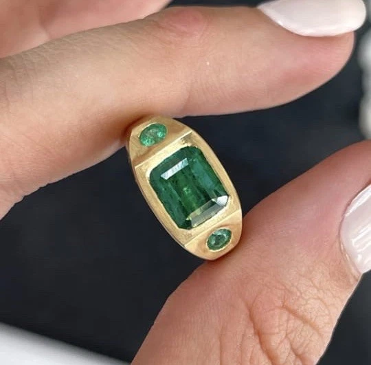 Anillo Esmeralda Zambia Natural 18k Oro Amarillo Sólido 18k Anillo Esmeralda Anillo Oro Foto 3 de 4