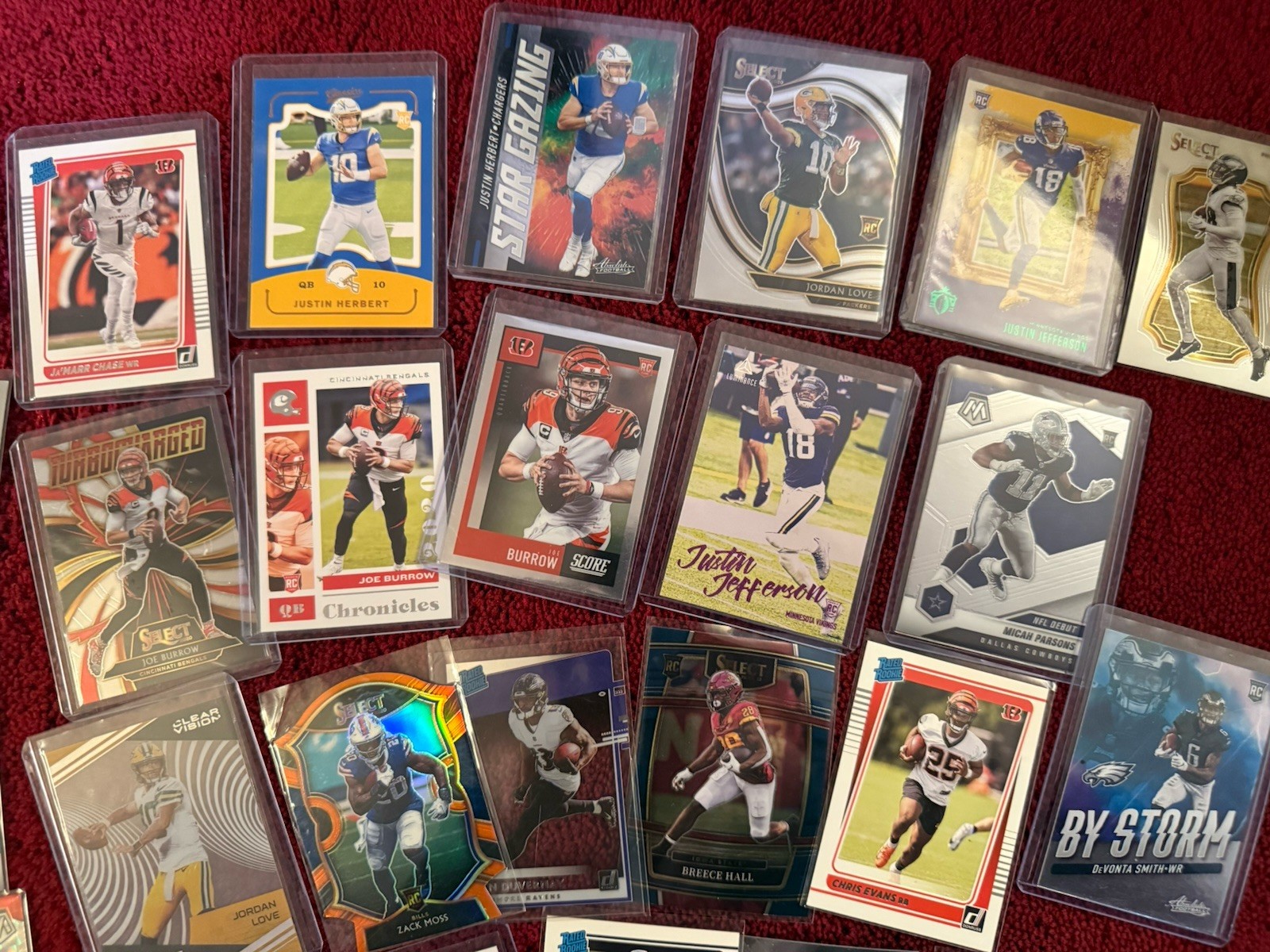 Huge 100+ Near Mint NFL Card Lot, Rookies, Inserts, Autos, RPAs, Prizms, Patches view 5