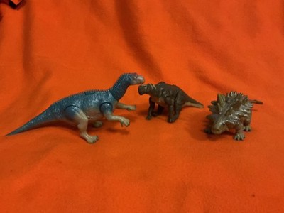 2000 Disney Dinosaur Aladar Vintage 9'' Long Lights Sounds Work + 2 extra