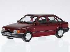 Ford Escort MK4 5-door 1988 red metallic diecast model car CLC381 IXO 1:43