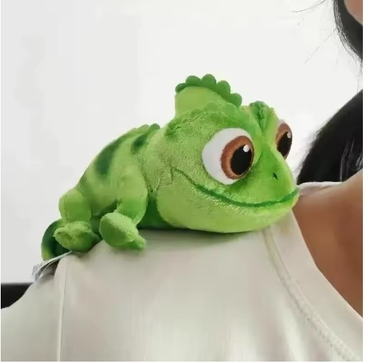 15CM Parks Pascal Shoulder Plush Doll Rapunzel Tangled Magnet Magnetic Chameleon