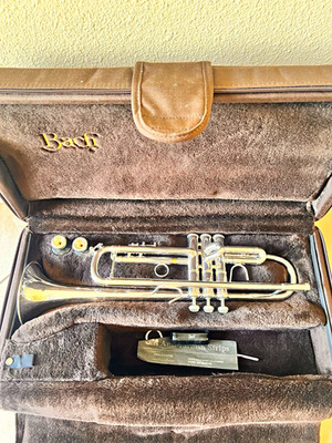 Bach Stradivarius Model 43 Professional Bb Silver Plated Trumpet with Case