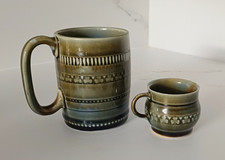 Wade Irish Porcelain Coffee Mug With Matching Cream Milk Jug Green