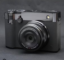 FUJIFILM GFX100RF FRAGMENT EDITION Hiroshi Fujiwara 