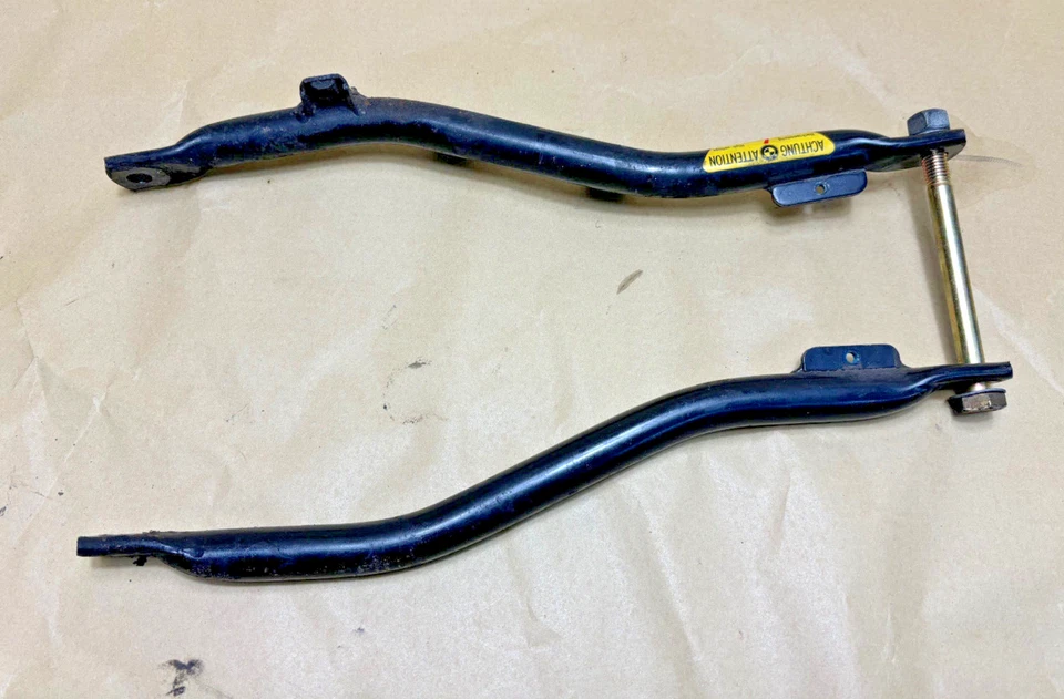BMW R1100RS (259) Rahmenstreben vorne links und rechts - Bild 1 von 4