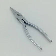 Nice Flat Nose Pliers With Serrated Jaws Veterinary orthopedics instruments