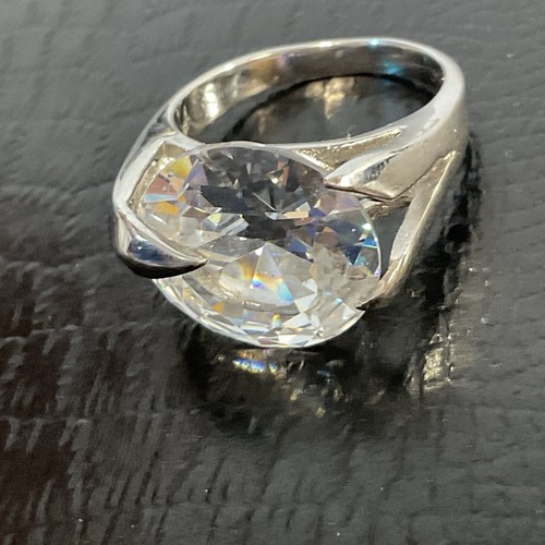 Silber .925 Ring Klarglas Diamantförmiger Stein US Größe 7,75 GnuFashion - Bild 9 von 17