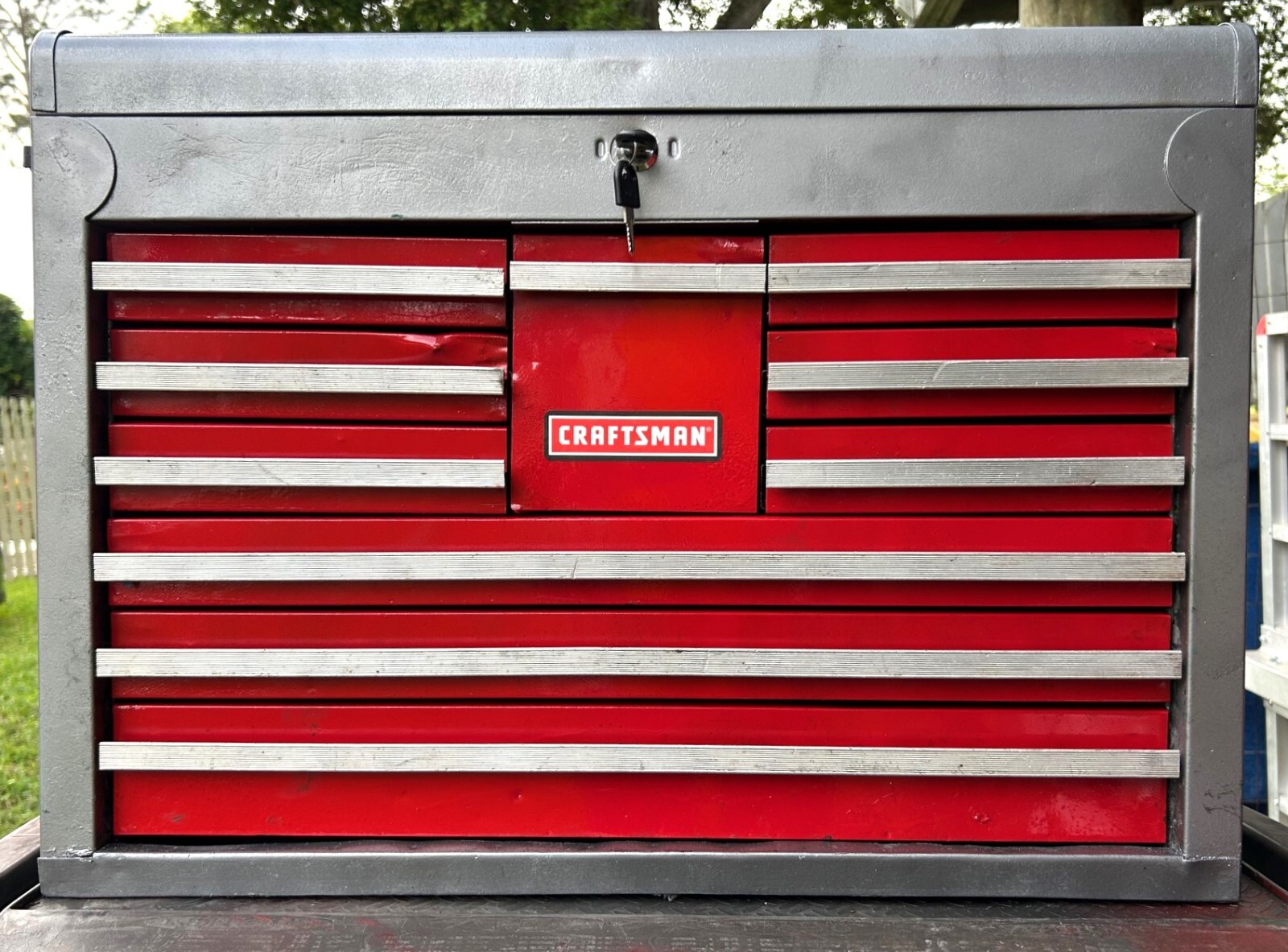 Vintage 1973 Craftsman Red / Gray 10Drawer Tool Box Chest w 2 Keys