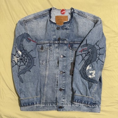 Levi's Premium Embroidered Trucker Jacket Men's Medium (22.75 inch PtP) NWT