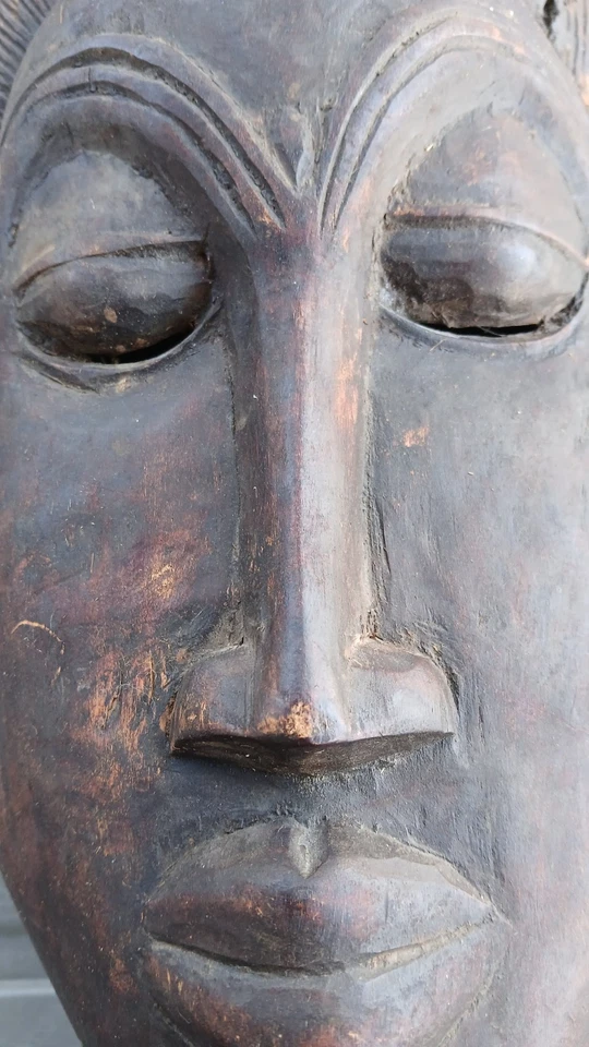 Máscara africana Baoulé Foto 2 de 4