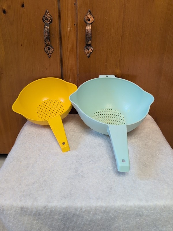 Set of 2 Vintage Tupperware Yellow & Mint Colanders Strainers