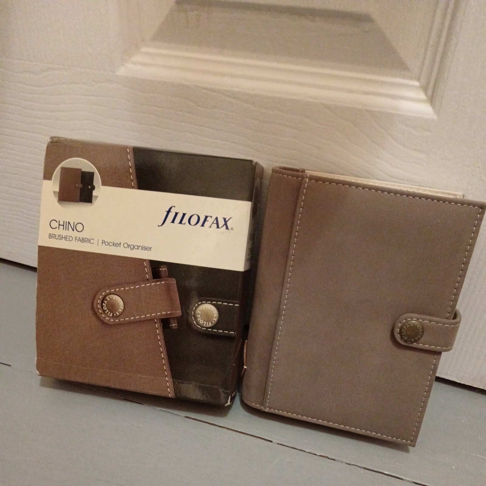 Filofax Chino 2009 Mini Organiser Planner . rare fawn colour suede effect, used.