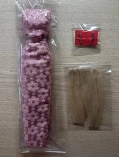 Integrity Toys Poppy Parker GLAMOUR PINK Dress & Stockings And Earrings- NEW