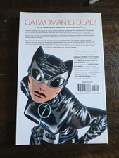 Catwoman Vol 1 Trail Of The Catwoman. Ed Brubaker Darwyn Cooke